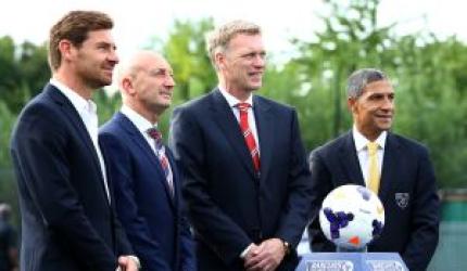 Moyes hits out at United's tough Premier League start