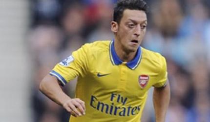 Ozil out for up to three games with shoulder injury: Wenger