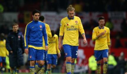 Bendtner 'incredibly disappointed' to stay at Arsenal