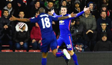 EPL PHOTOS: United beat Southampton to go third