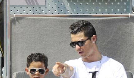 Cristiano Ronaldo has 'fathered twins with surrogate mum'