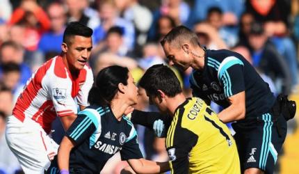 Courtois defends Chelsea handling of his head injury