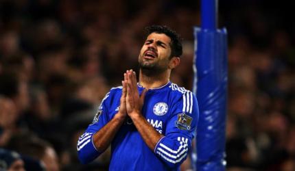 EPL PHOTOS: Chelsea stunned by Bournemouth, Leicester go top