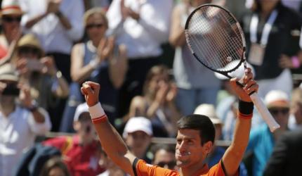 Djokovic downs Murray to reach French Open final