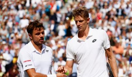 Wawrinka stopped in his tracks by Anderson bombardment
