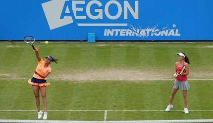 Sania-Hingis beaten in Aegon semis