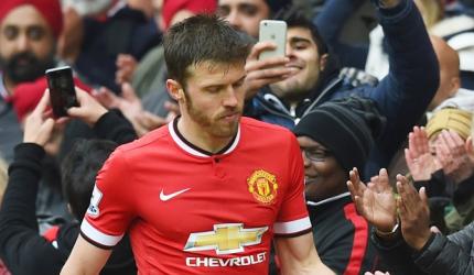 EPL: United's Carrick recovering from heart operation