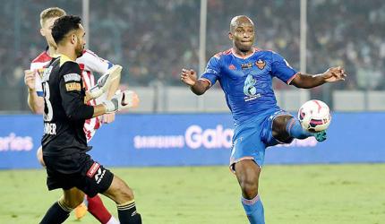 Indian Super League: Holders Atletico de Kolkata thrash FC Goa