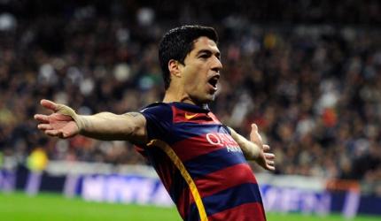 Suarez, Neymar humiliate Real in 4-0 'Clasico' romp