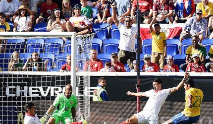 Football friendlies: Hulk shines in lacklustre Brazil's win