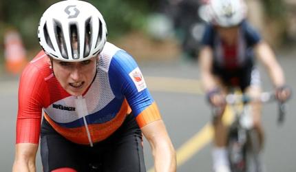 I'll be fine, says Van Vleuten after horror smash