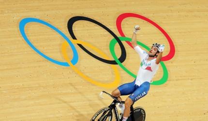 Cycling: Italy's Viviani recovers from crash to win omnium gold