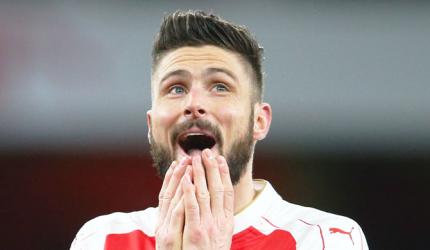 Arsenal striker Giroud ruled out of Tottenham game; Aguero fit