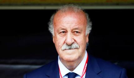 Manager of Spain's 'invincibles', Del Bosque to retire