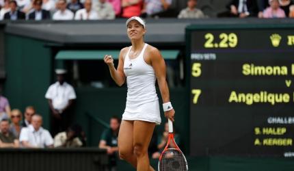 Kerber eyes victory after qualifying for WTA Tour Finals