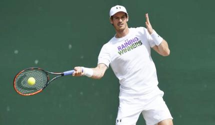 Tennis Round-up: Rusty Murray battles back to advance in Washington