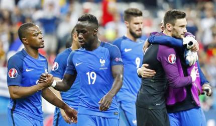 Euro final: French defender Sagna 'not afraid' of Ronaldo challenge