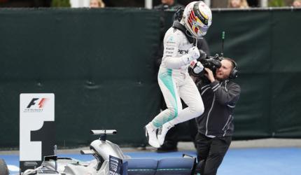 Formula One: Hamilton wins fifth Canadian win