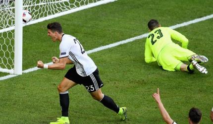 Euro 2016: Germany delivers complete performance in Slovakia rout