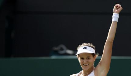 PHOTOS: French Open champ Muguruza knocked out, Murray advances