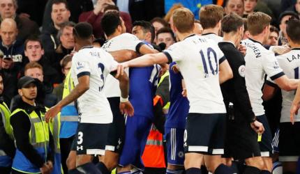 EPL PIX: Tottenham lose their heads and title chances