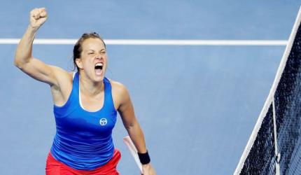 Fed Cup: Strycova beats Cornet to take tie into decider