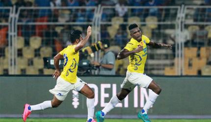 ISL: Kerala Blasters rally to beat FC Goa