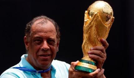 Brazilian football great Carlos Alberto Torres dies