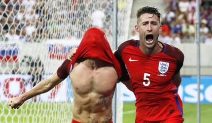 2018 WC qualifiers: England grab last-gasp win over 10-man Slovakia