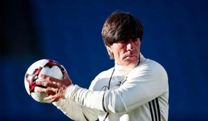 German FA wants to stick with coach Loew past 2018