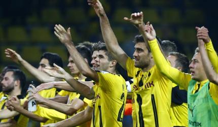 Bundesliga: Dortmund join Bayern on top