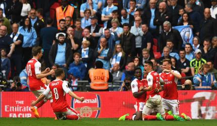 Arsenal edge City to set up FA Cup final with Chelsea