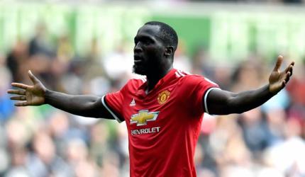 English Premier League clubs smash own transfer spending record