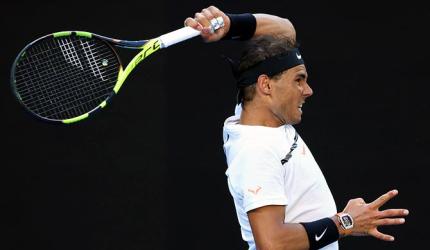 Nadal, Murray move into Barcelona semis