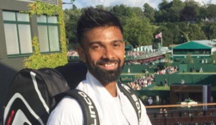 Indians at Wimbledon: Jeevan's debut ends, Sania advances