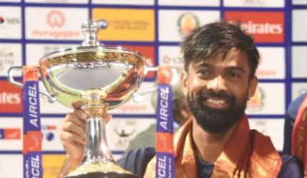 Jeevan combines with Reid to beat French Open champions