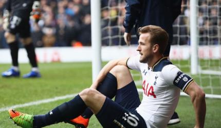 FA Cup: Kane injury mars Spurs' six-goal stroll