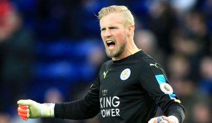 Like father like son, Schmeichel saves day for Leicester