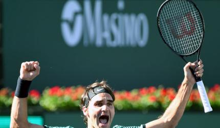 Federer tops Wawrinka in all-Swiss Indian Wells final