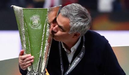 'Poets don't win many titles,' Mourinho does!