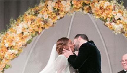 First Look: Serena Willams and Alexis Ohanian's fairy tale wedding