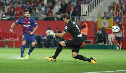 Barca too good for Girona; Real sneak past Alaves