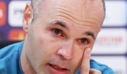 Legend Iniesta to leave Barca at end of the season