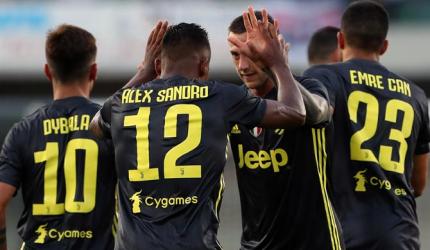 Ronaldo fails to score on debut but Juventus snatch dramatic win