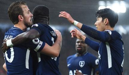 EPL: Southampton draw with Spurs, stay in bottom three