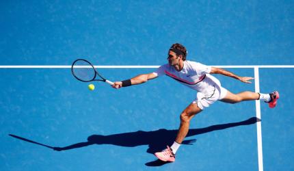 Nocturnal Federer makes light of day shift