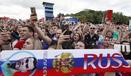 Glory in defeat: Fans hail Russia World Cup team