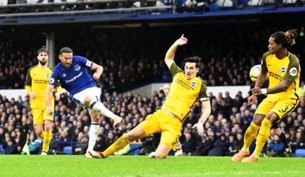 EPL PHOTOS: Everton cruise to victory, Newcastle rout Saints