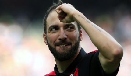 Why Higuain quit Juventus for AC Milan