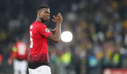 Mourinho strips Pogba of United vice-captaincy, denies row